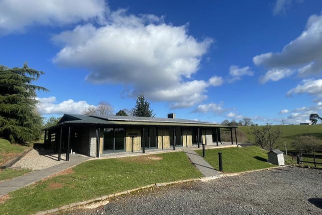 Thumbnail Bungalow to rent in Hanover Lodge, Newent, Gloucestershire