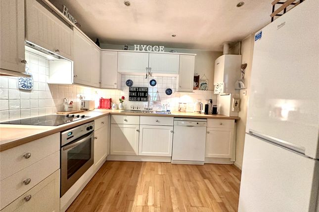 12, Grosvenor Mews, Lymington photo 4