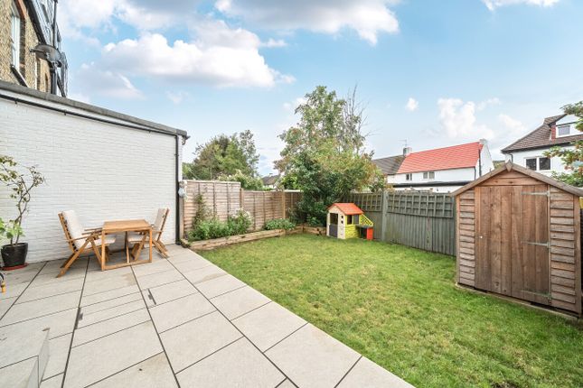 203, Fallsbrook Road, London photo 4