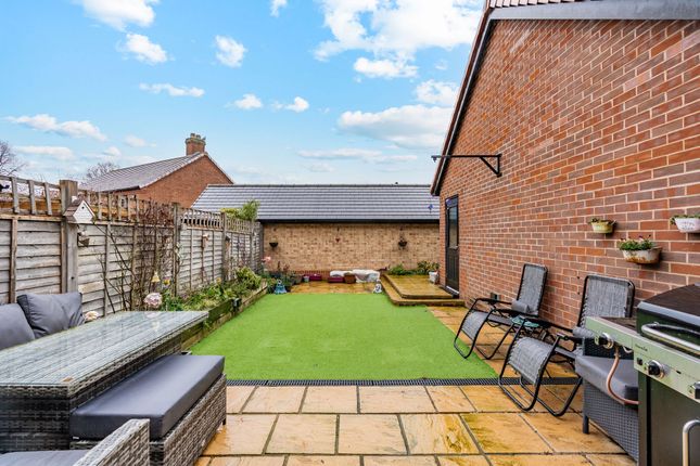 114 Hawley Drive, West Malling photo 4