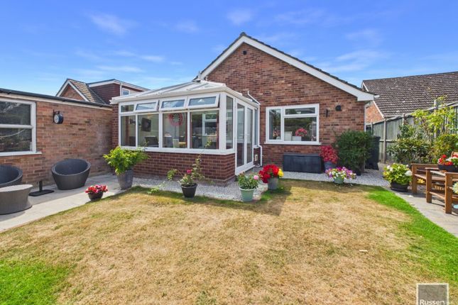 18, Rossons Road, Norwich photo 2