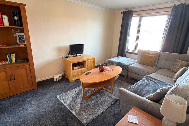 Kirkfield East, Livingston, EH54 7BB, Livingston photo 3