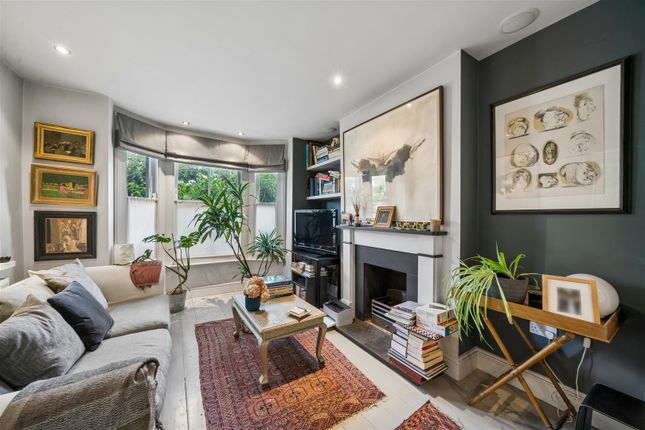 28, Glebe Street, London photo 2