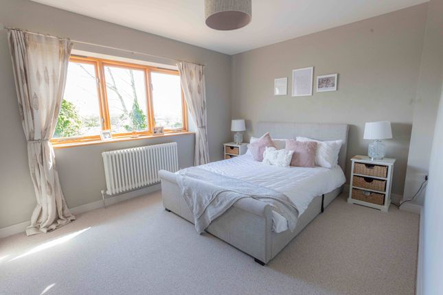 Detached house for sale in Southam Road, Kineton, Warwick
