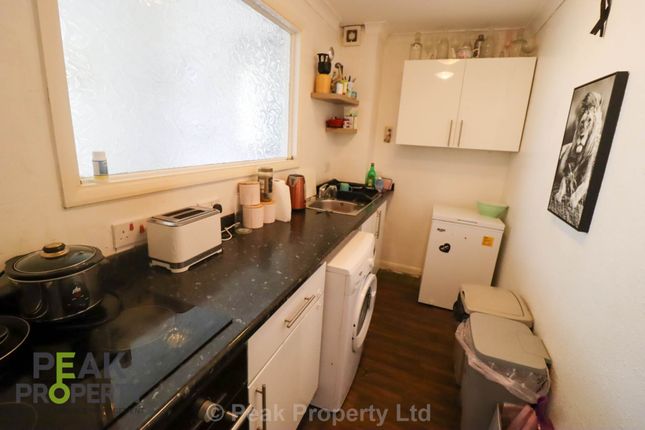 Flat 1, Marine Avenue, Westcliff On Sea photo 4