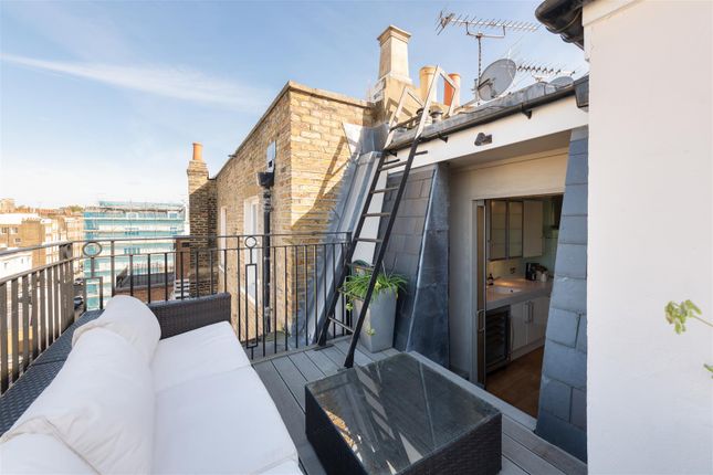 Flat for sale in Eaton Place, London