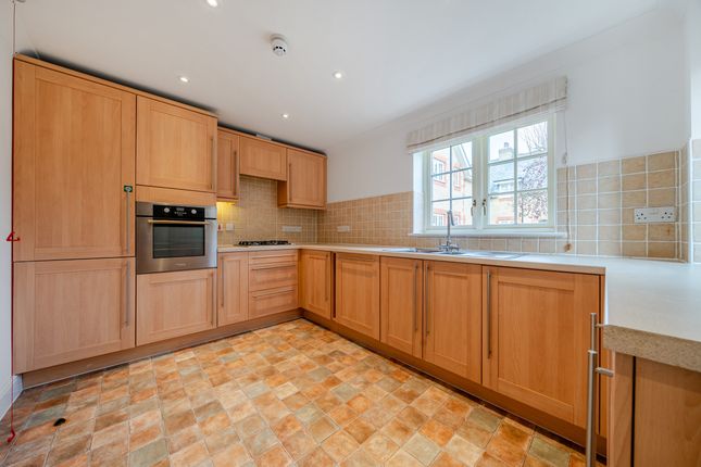 18 Stable Court, Gatchell Oaks, Taunton photo 3