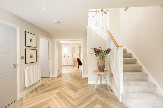 Plot 12, Woodside View, Bishops Green photo 4
