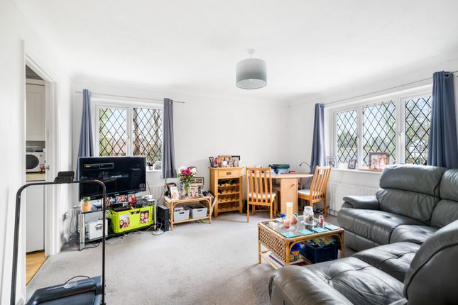 29, Hatchlands, Cuckfield photo 2