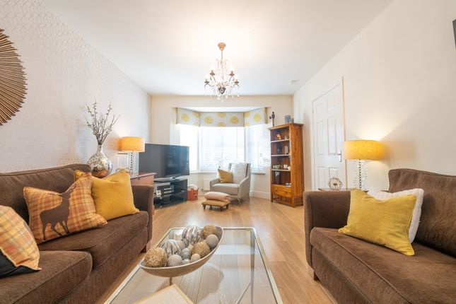 10 Leggate Way, Bellshill photo 3