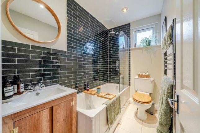 51, Charlmont Road, London photo 4