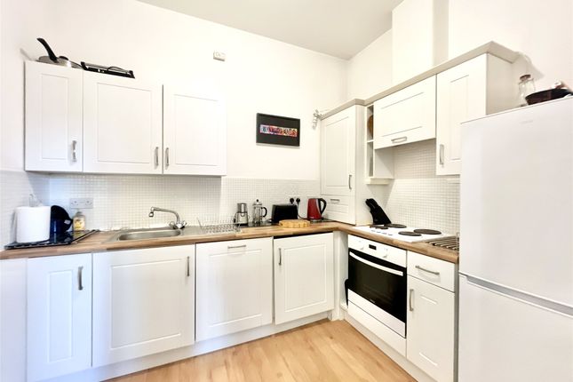 Flat for sale in Davison Courtyard, Winters Pass, The Staiths, Gateshead
