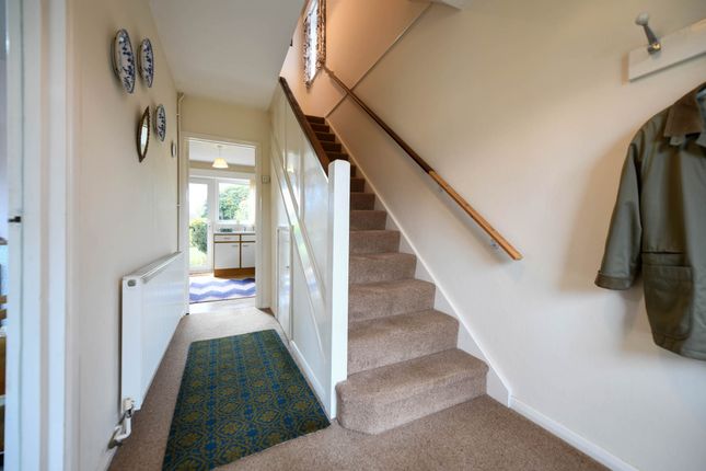 25, Woodbrook, Charing photo 2
