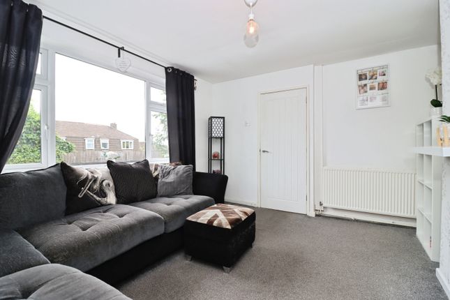 8, Kenyon Road, Chesterfield photo 4