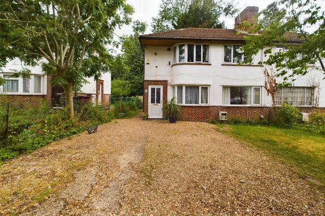 Thumbnail Property for sale in Windermere Road, Reading, Berkshire