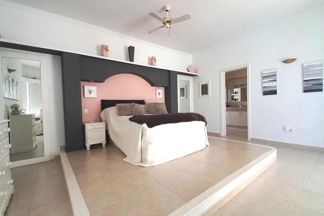 Villa for sale in Calle Del Marina Azul, Tias, Lanzarote, 35100, Spain