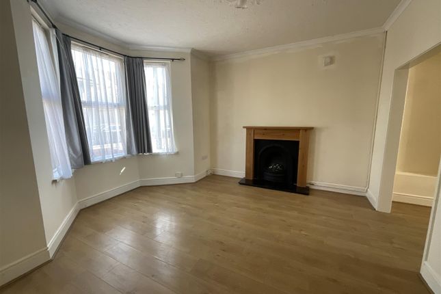 10, Florence Road, Ammanford photo 2