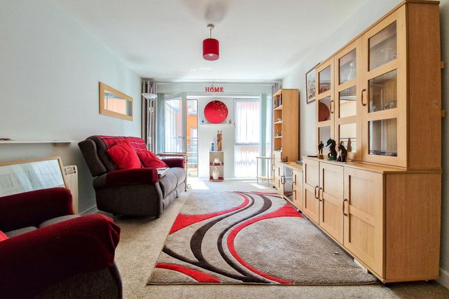 Apt 227, Block 7 Spectrum Gloucester Street, Jersey photo 4