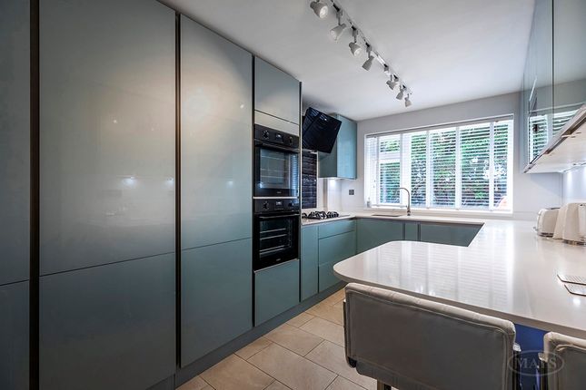 Thumbnail Flat for sale in The Avenue, Branksome Park