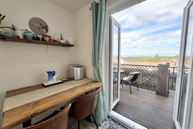 4, Rosina Way, Penwithick photo 3