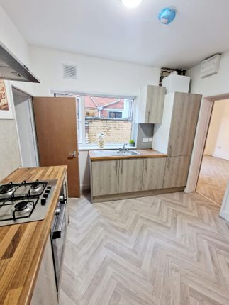 Terraced house to rent in Mount Street, Coventry