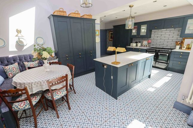 37, Kings Road, Clevedon photo 4