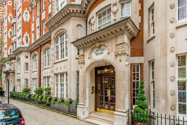 Flat 34,, Lincoln House, Knightsbridge photo 2
