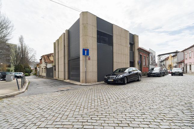 Terraced house for sale in Ramalde, Porto, Portugal