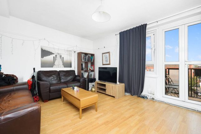 Flat for sale in Cassell House, Stockwell, London