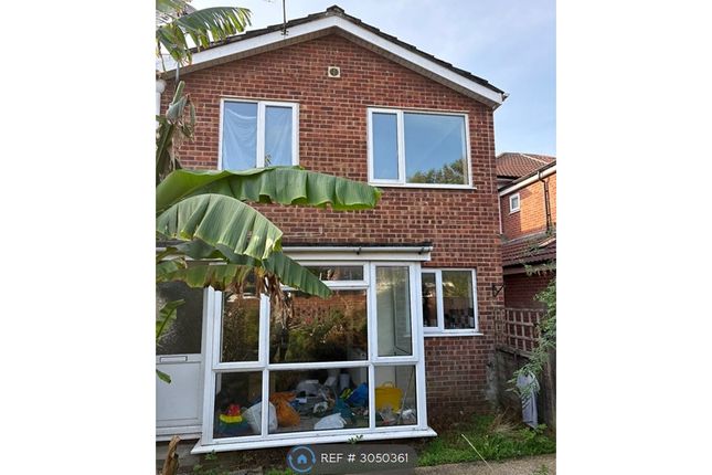 A Alexandra Road, Southampton photo 2