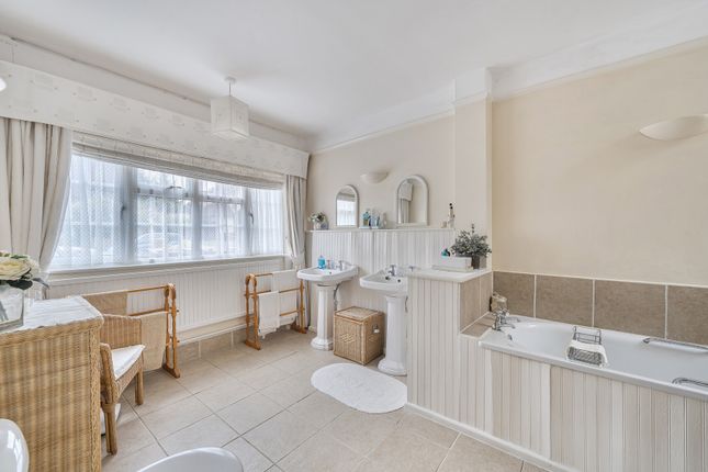 1361608-14-68E677...