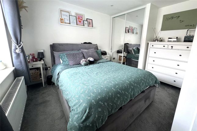 10, Maybery House, Farnborough photo 4