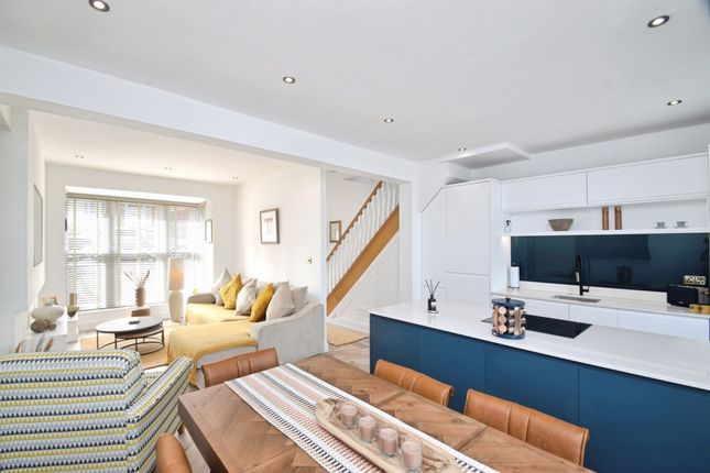 4, Park Avenue, Swansea photo 3