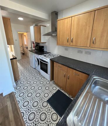 Kitchen.Jpg