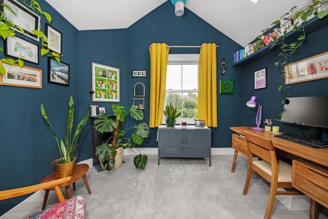 Property for sale in Gubyon Avenue, Herne Hill, London