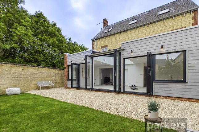 20, Cherry Tree Way, Oxfordshire photo 3