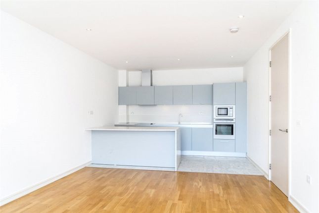 29, Aura House, Kew photo 3