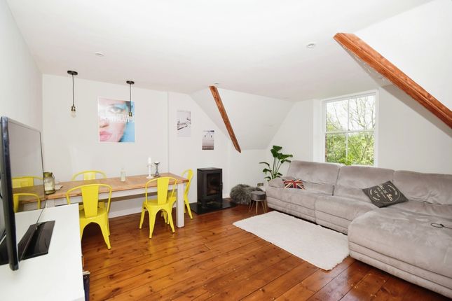 Thumbnail Flat to rent in Langley Park Road, Sutton