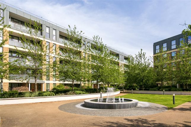 2-bed flat on Flat 20, Chancery House,, Levett Square, Surrey, £630,000