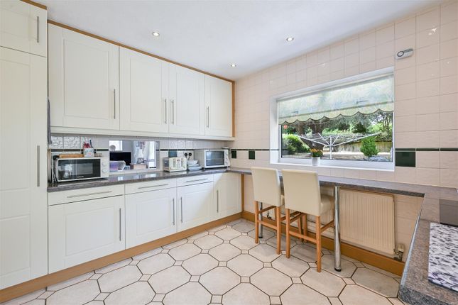 7, Cheviot Close, South Sutton photo 2