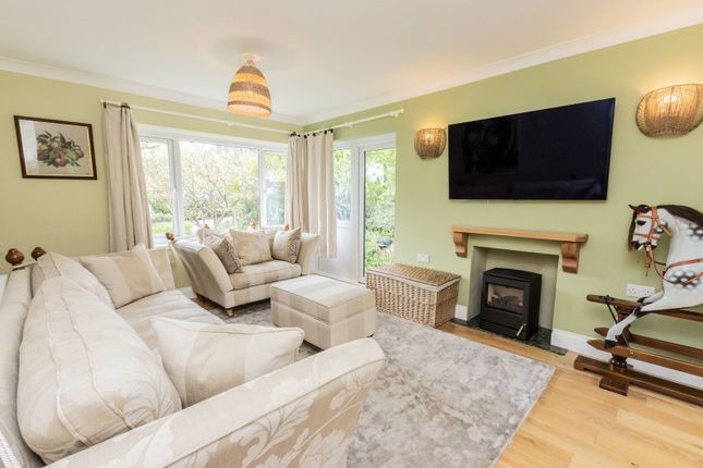 2, Wheatfield Way, Cranbrook photo 5