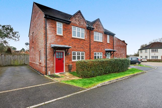 2-bed house on 17 Hawthorn Grove, Southampton, £130,000