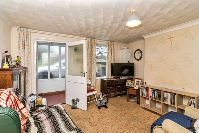 57, Fredericks Road, Suffolk photo 4