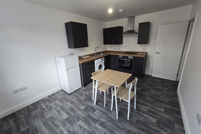 Flat 4, 24, Exchange Street, Retford photo 4