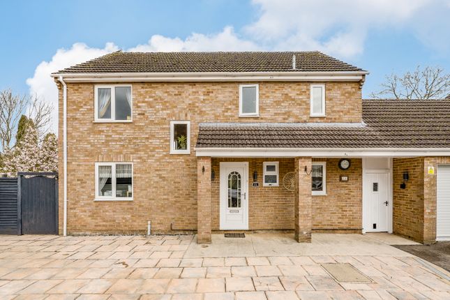 Link-detached house for sale in The Maples, Carterton, Oxfordshire