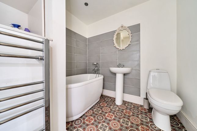 Flat for sale in 12B Chester Road, Macclesfield