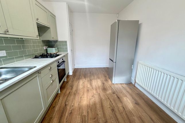 10, Medbourne Gardens, Middlesbrough photo 4