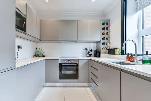 Flat 4 Collingwood House, Mercers Road, London photo 2