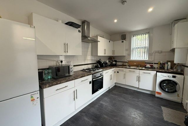 Room 3, Chatham photo 3