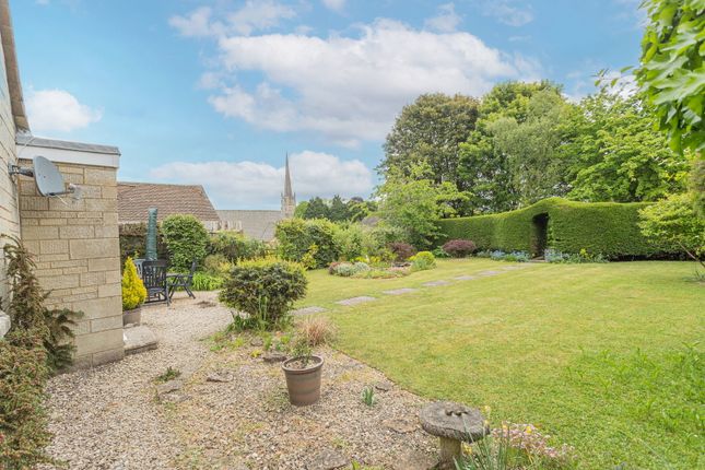 Yandina, Berrells Road, Tetbury photo 3